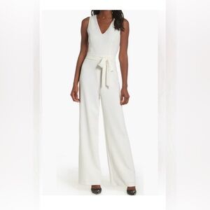 Vince Camuto Jumpsuit- color ivy -Size 6